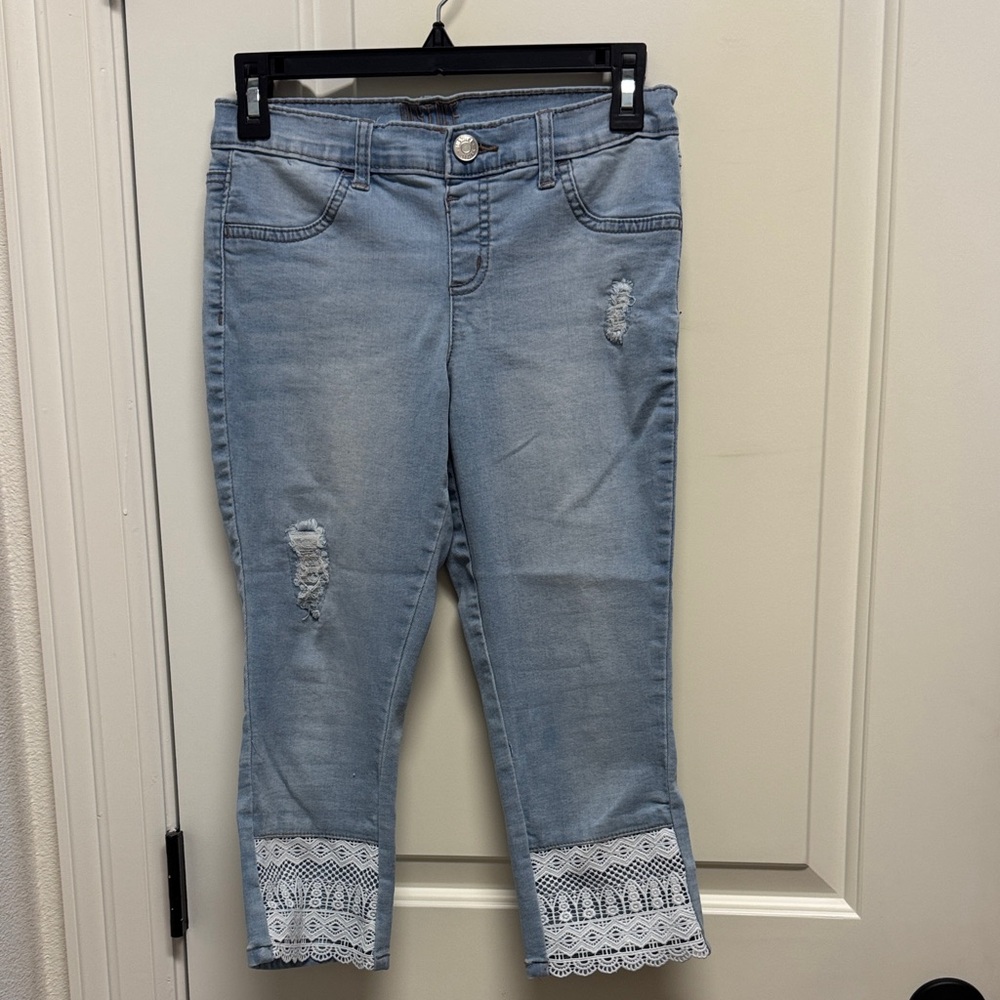 Kids Light Blue Capri Jeans with Lace Trim